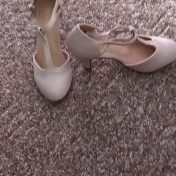 Shoes - Picture 2 of 3